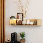 Apartment Symphony - Free Parking & Airport Taxi *