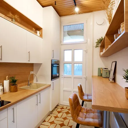 公寓 Symphony - Free Parking & Airport Taxi *