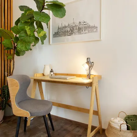 公寓 Symphony - Free Parking & Airport Taxi *