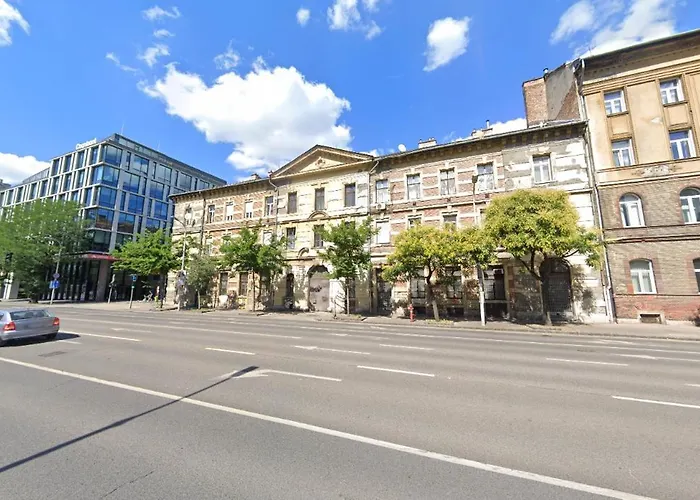 Symphony - Free Parking & Airport Taxi Apartmán Budapešť